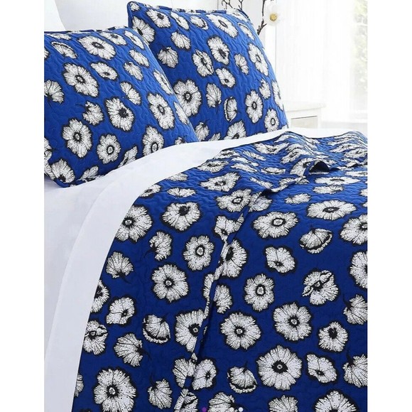 New 2 Piece Quilt Set Navy Blue & White Floral Essence Twin / Twin XL  Bed Cover - Picture 2 of 4
